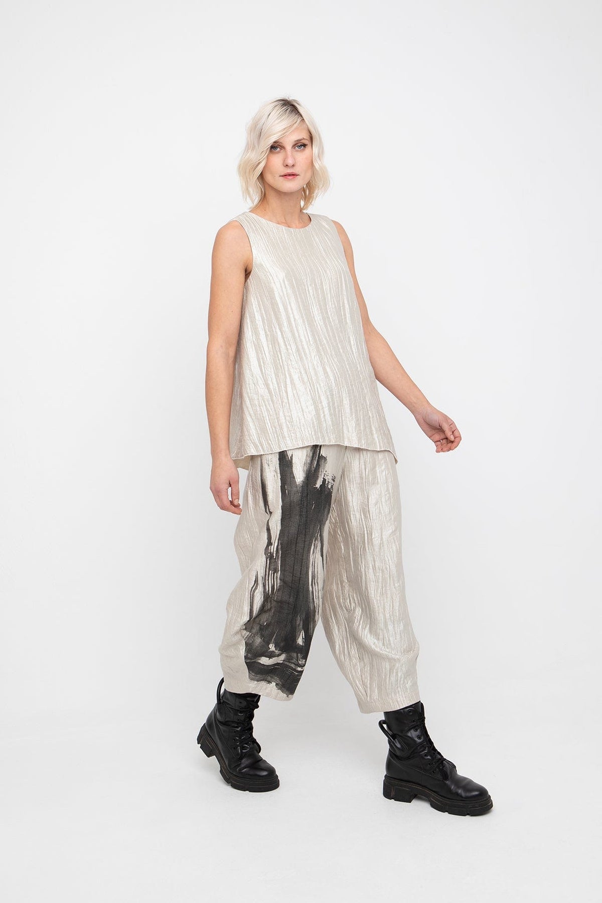 OZAI N KU Foil Trouser