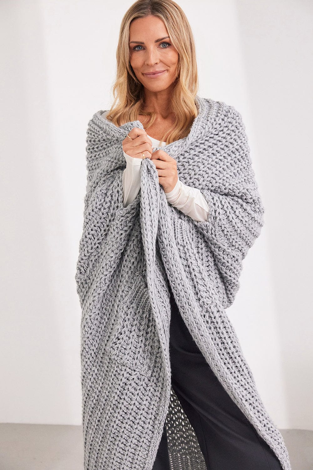 ART Long Cable Cardigan