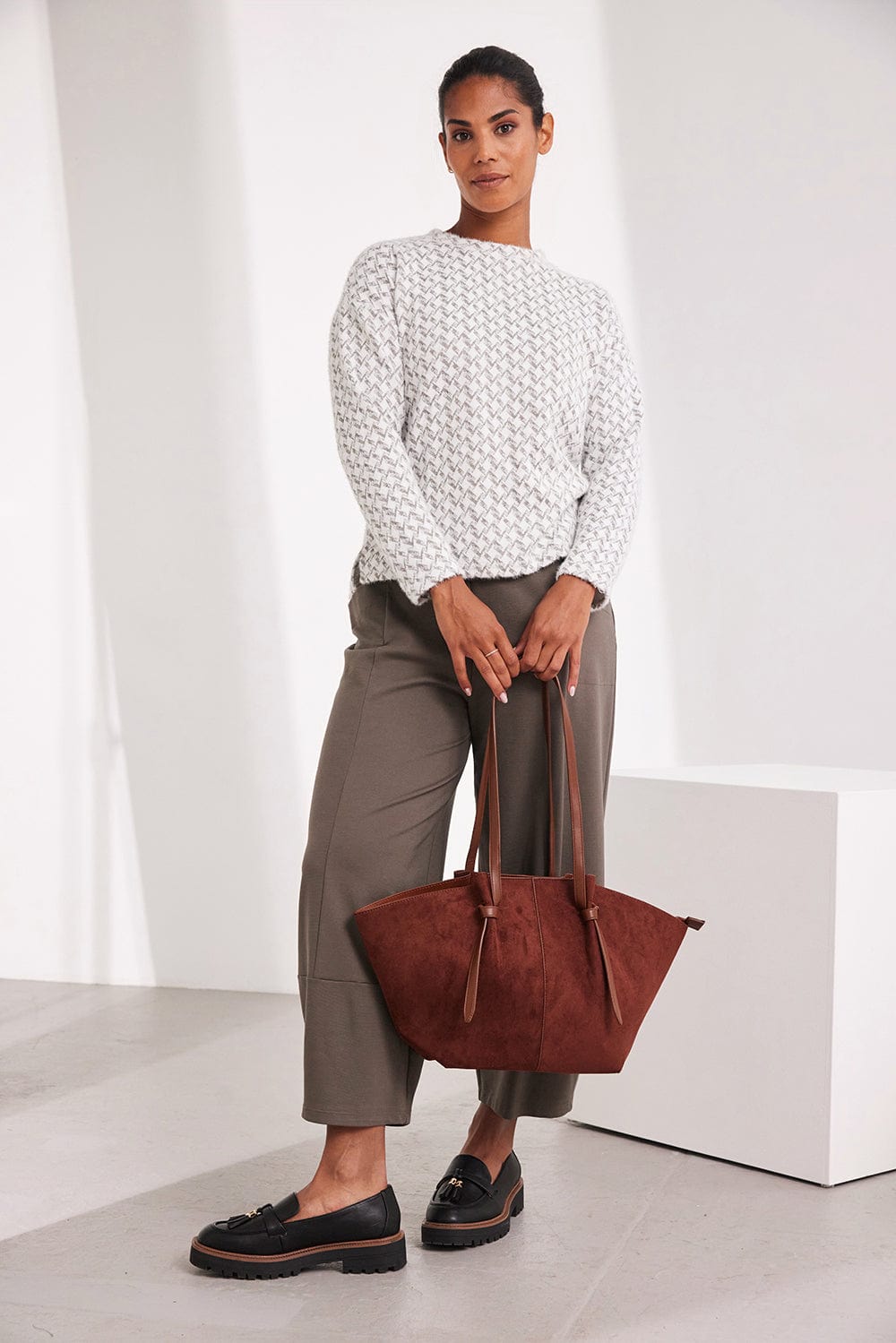 Kartner Houndstooth Textured Knit