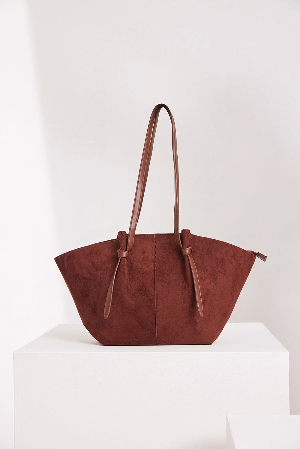 Clodagh Large Tote Bag
