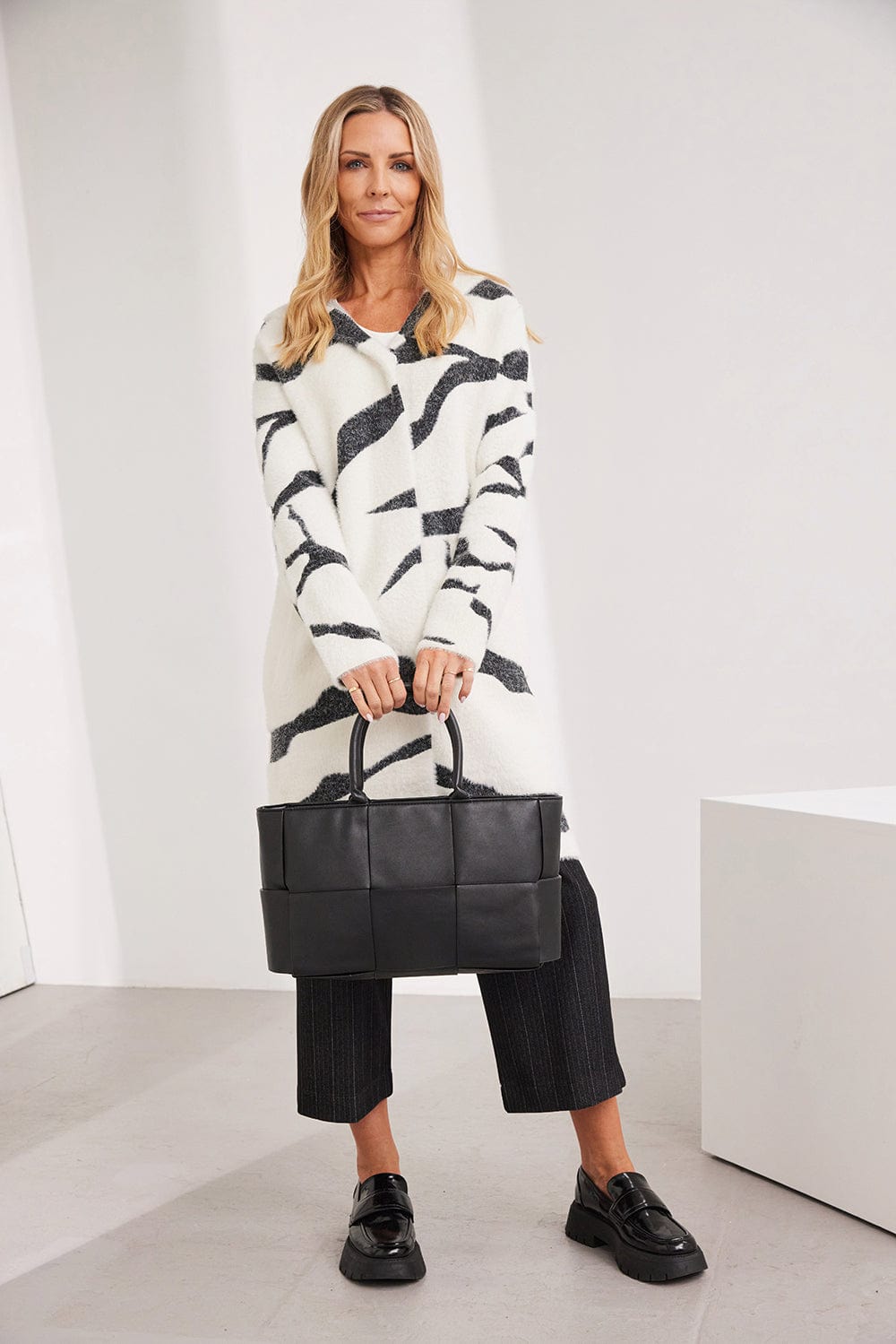 Kartner Hooded Textured Coatigan