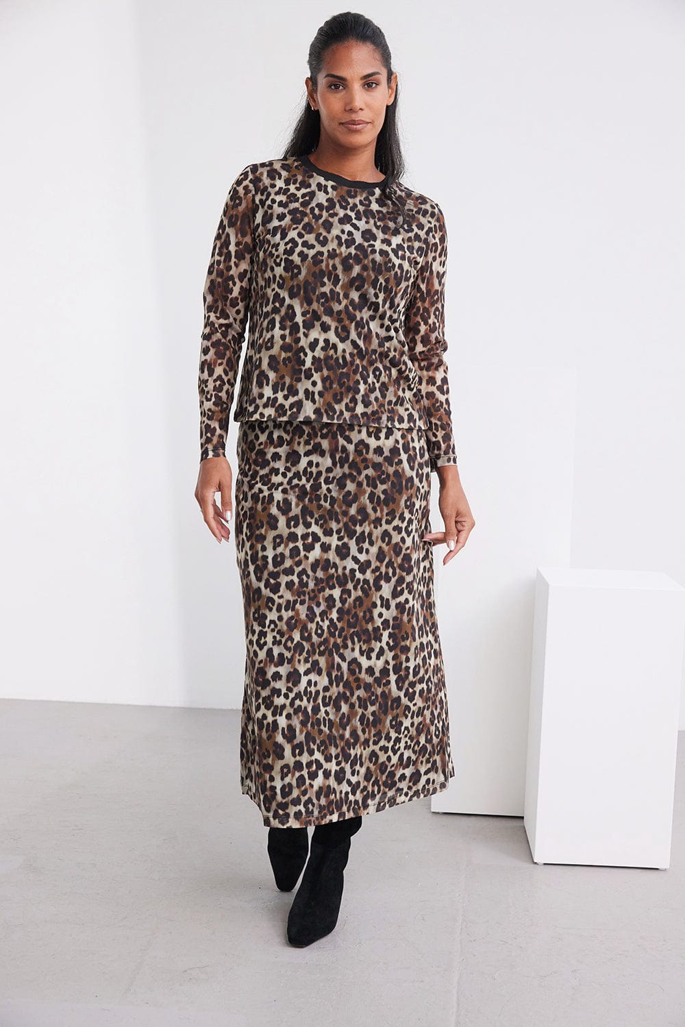 Kartner Mesh Animal Print Skirt