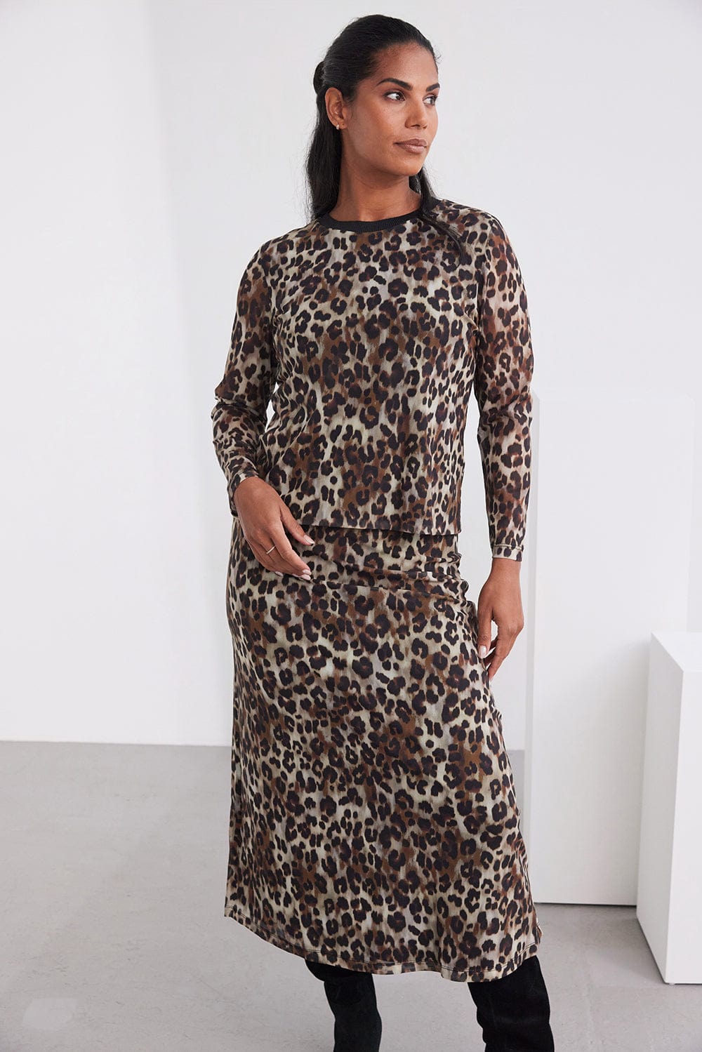 Kartner Mesh Animal Print Skirt