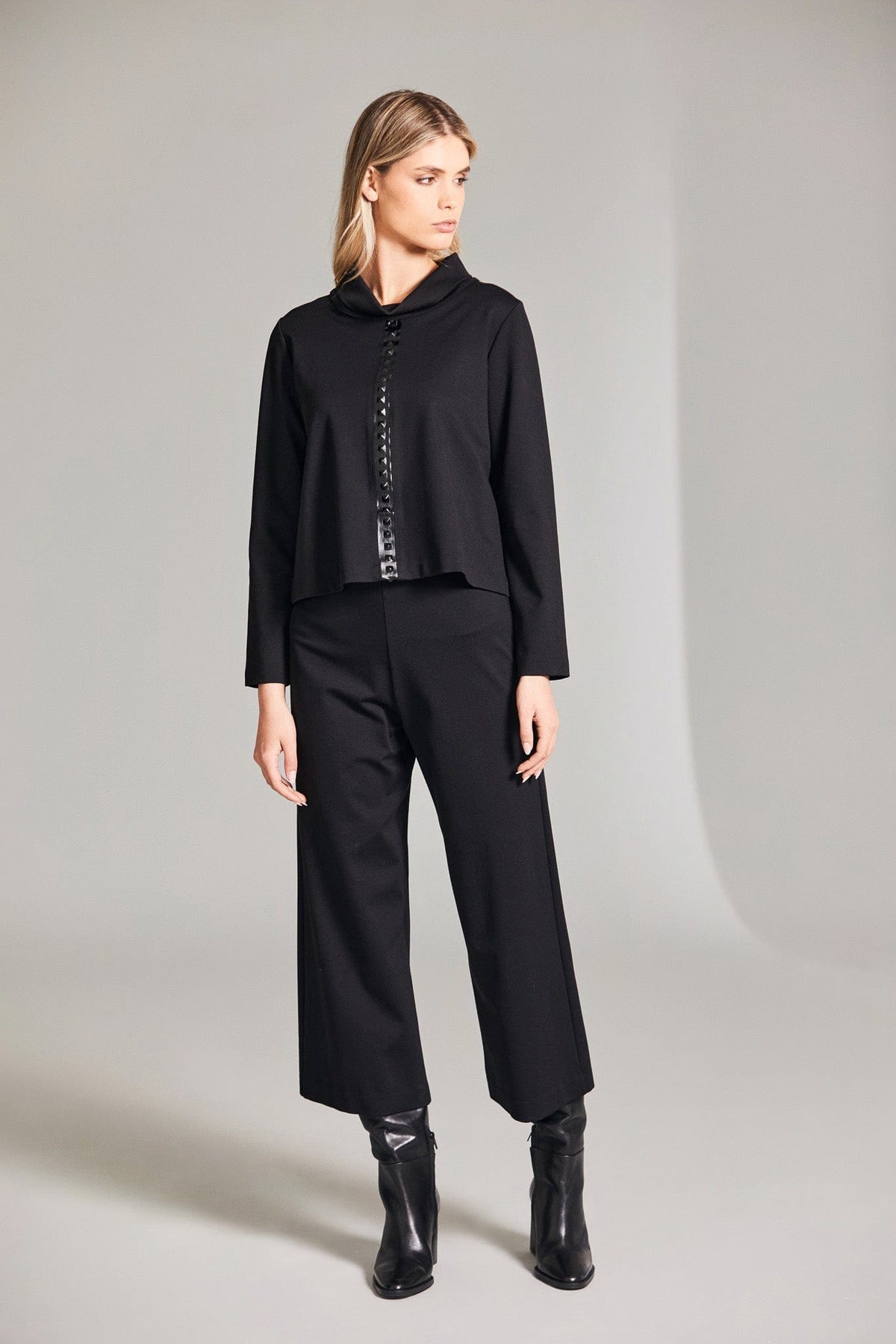PERUZZI Hammered Stud Top
