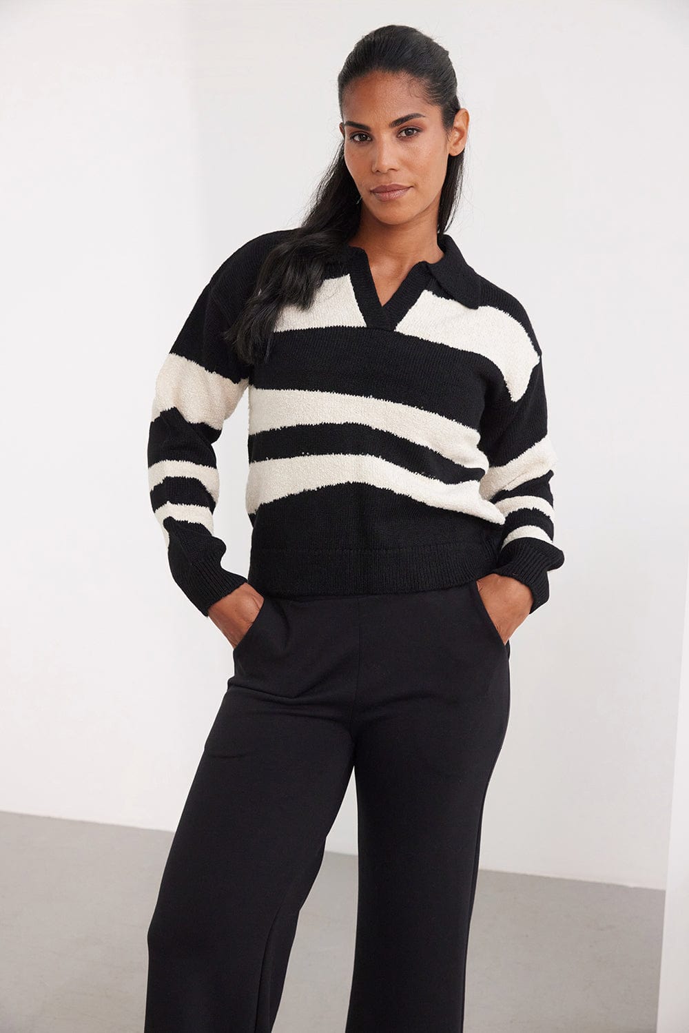 Kartner Rugby Textured Knit Top