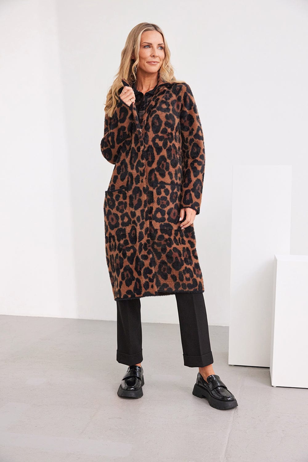 Kartner Leopard Print Coatigan