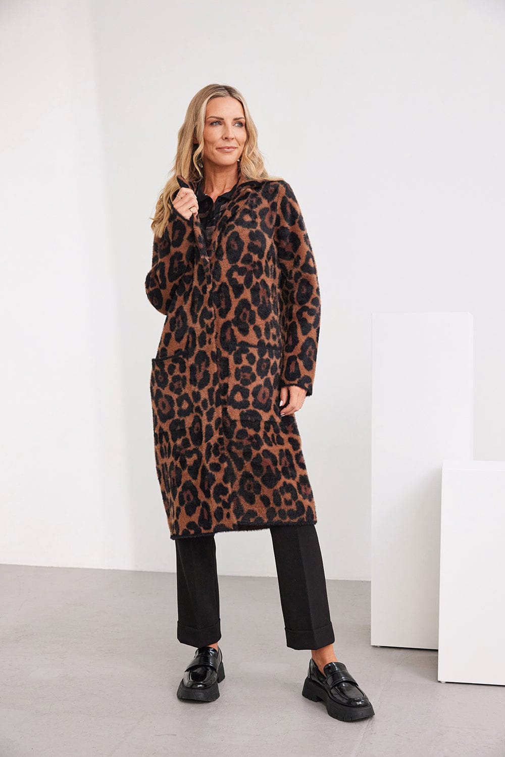 Kartner Leopard Print Coatigan