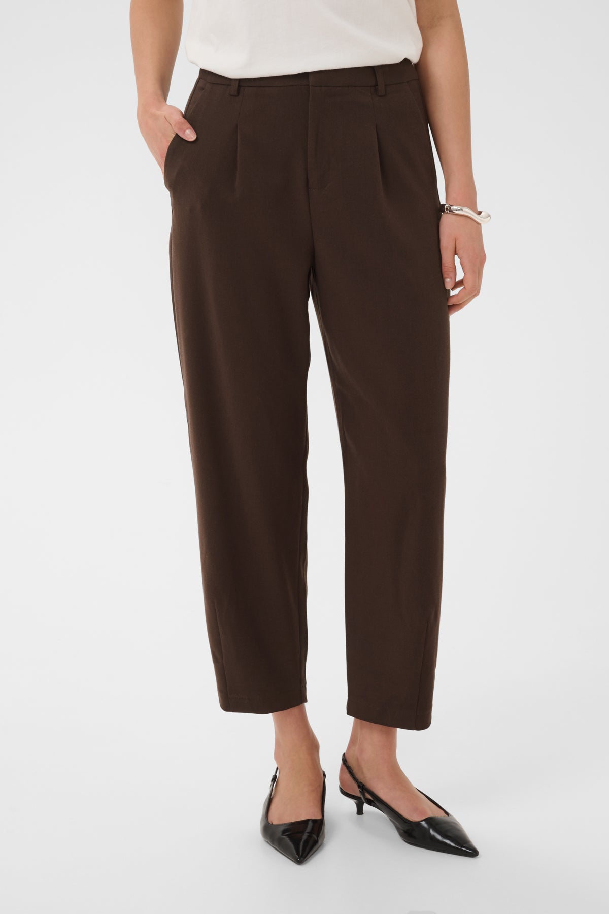 KAFFE 7/8 Darted Trouser