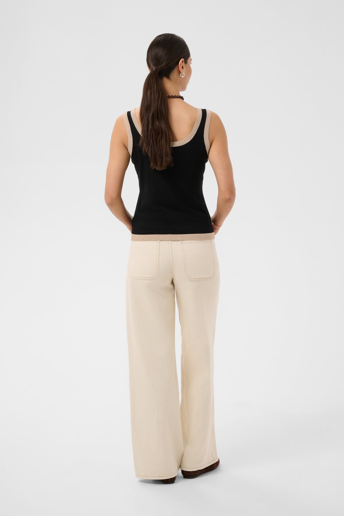KAFFE Contrast Trim Knit Vest