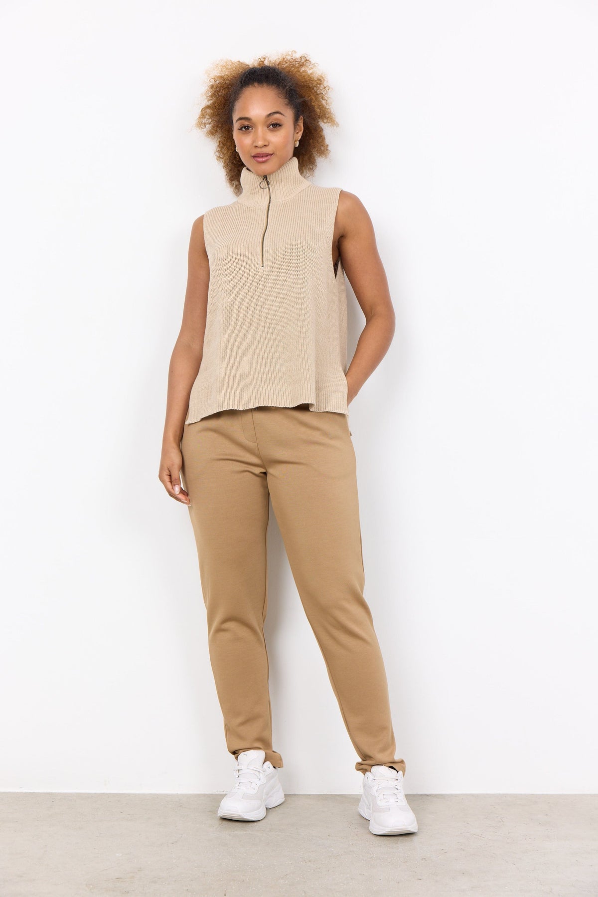 Soyaconcept Ring Pull Knit Sleeveless Top