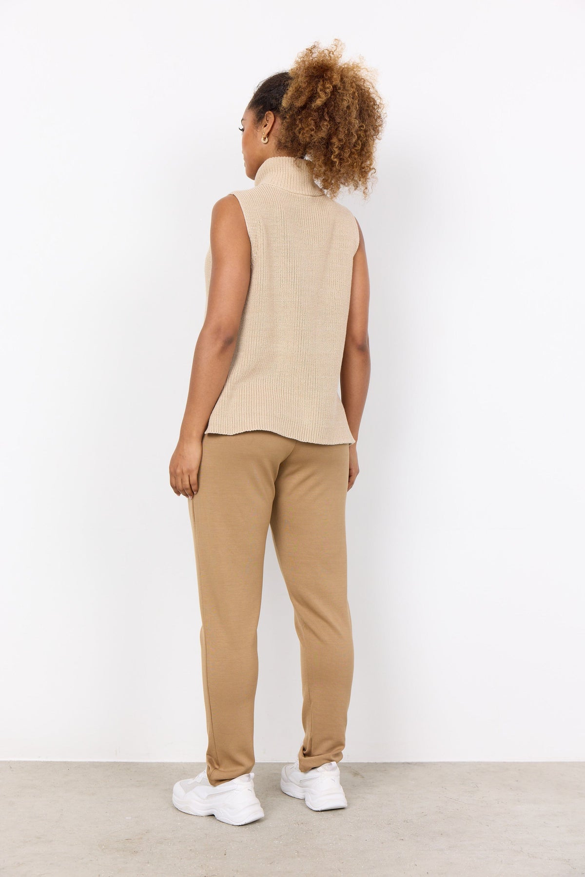 Soyaconcept Ring Pull Knit Sleeveless Top