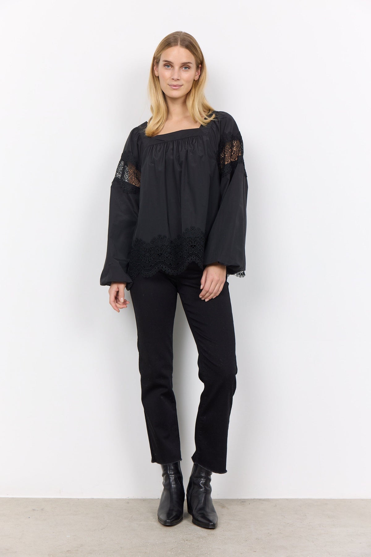 Soyaconcept Square Neck Blouse