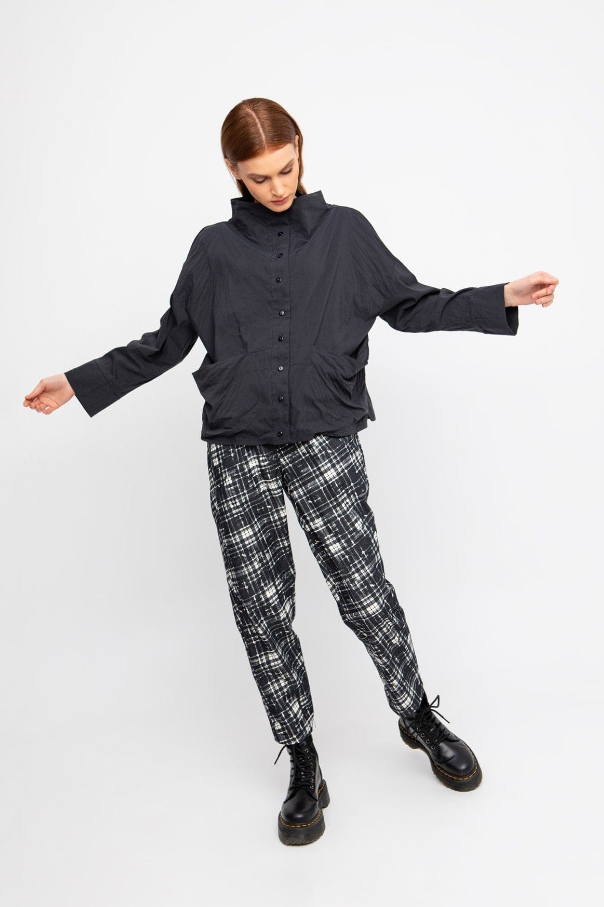 OZAI N KU Contrast Tartan Print Tapered Trouser