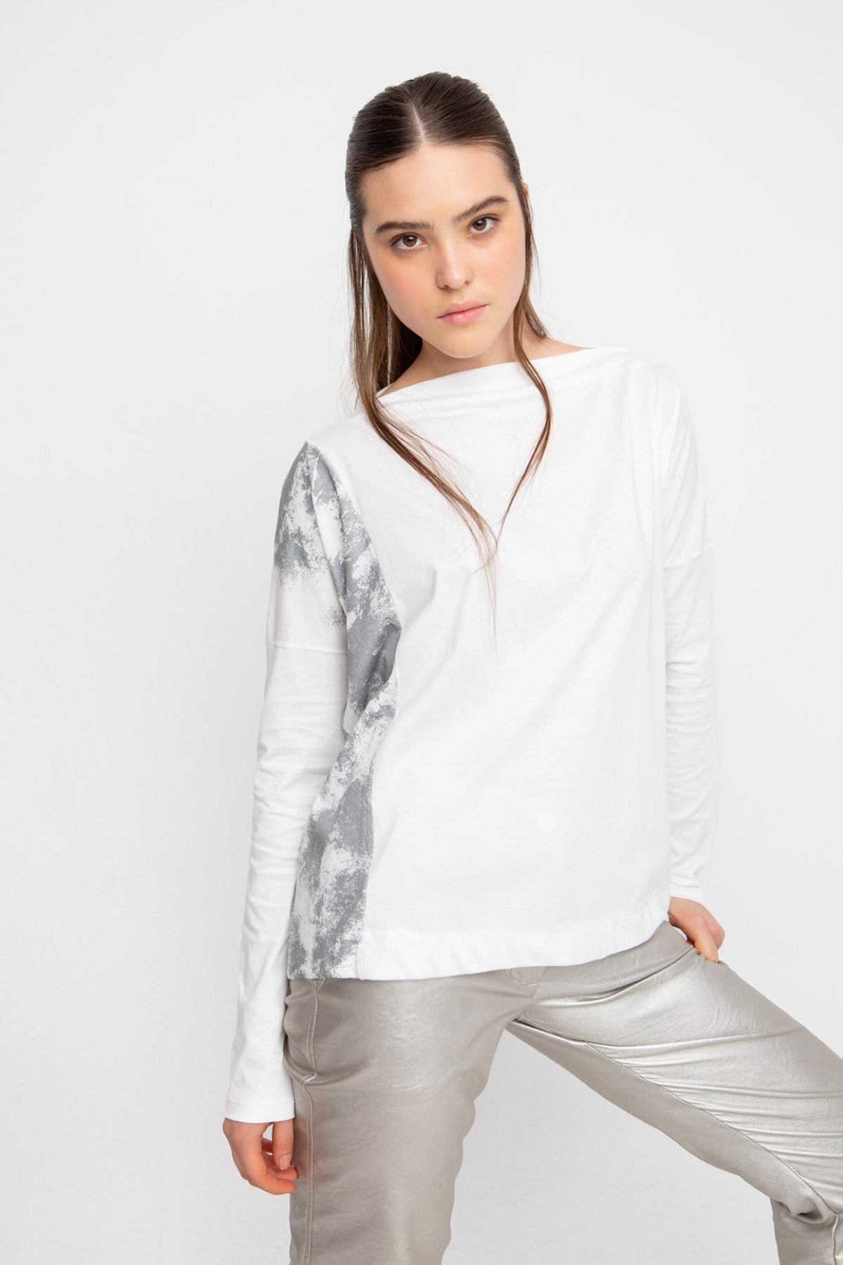 OZAI N KU Moon Print Panel Top