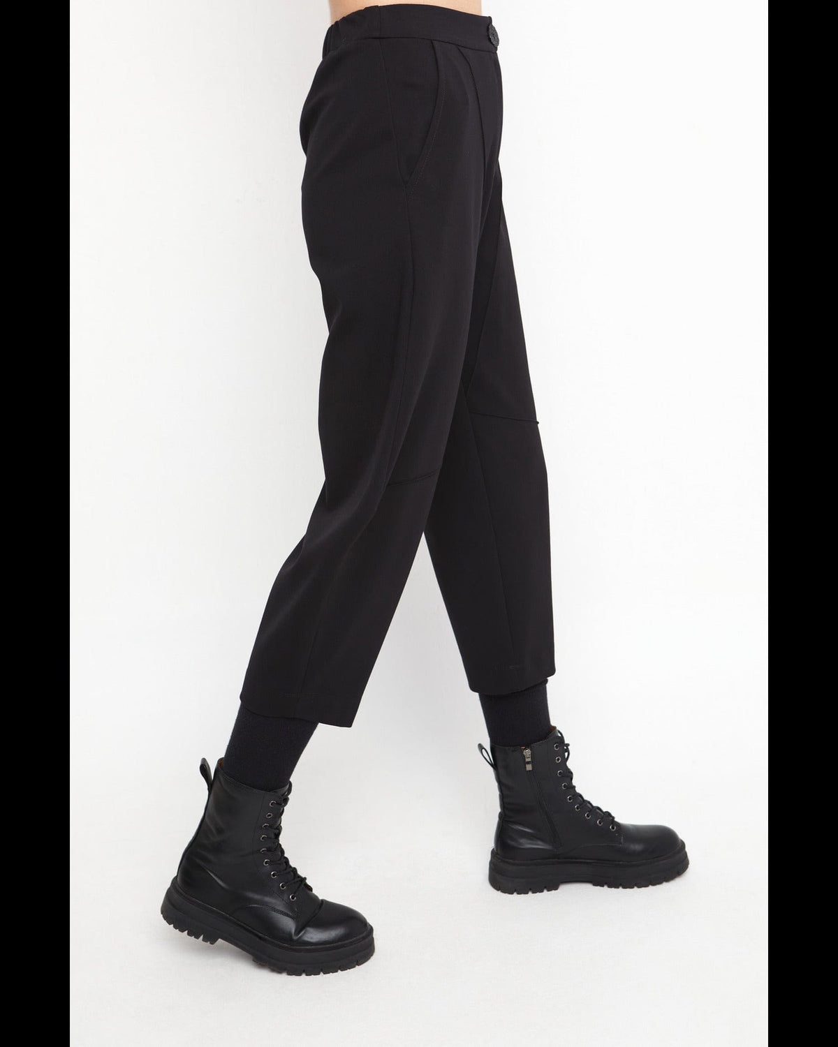 OZAI N KU Angular End Trouser