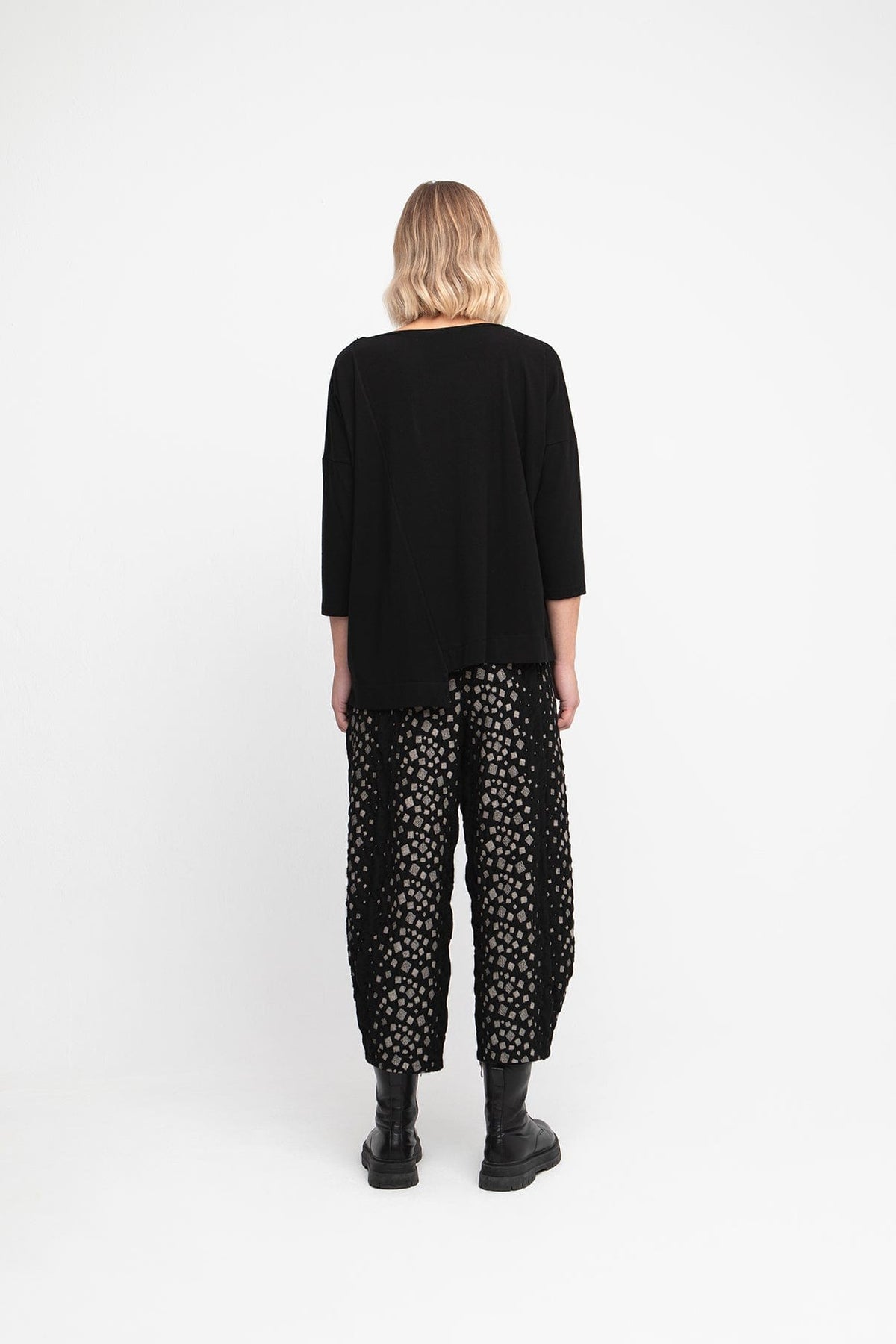 OZAI N KU Square Print Trouser