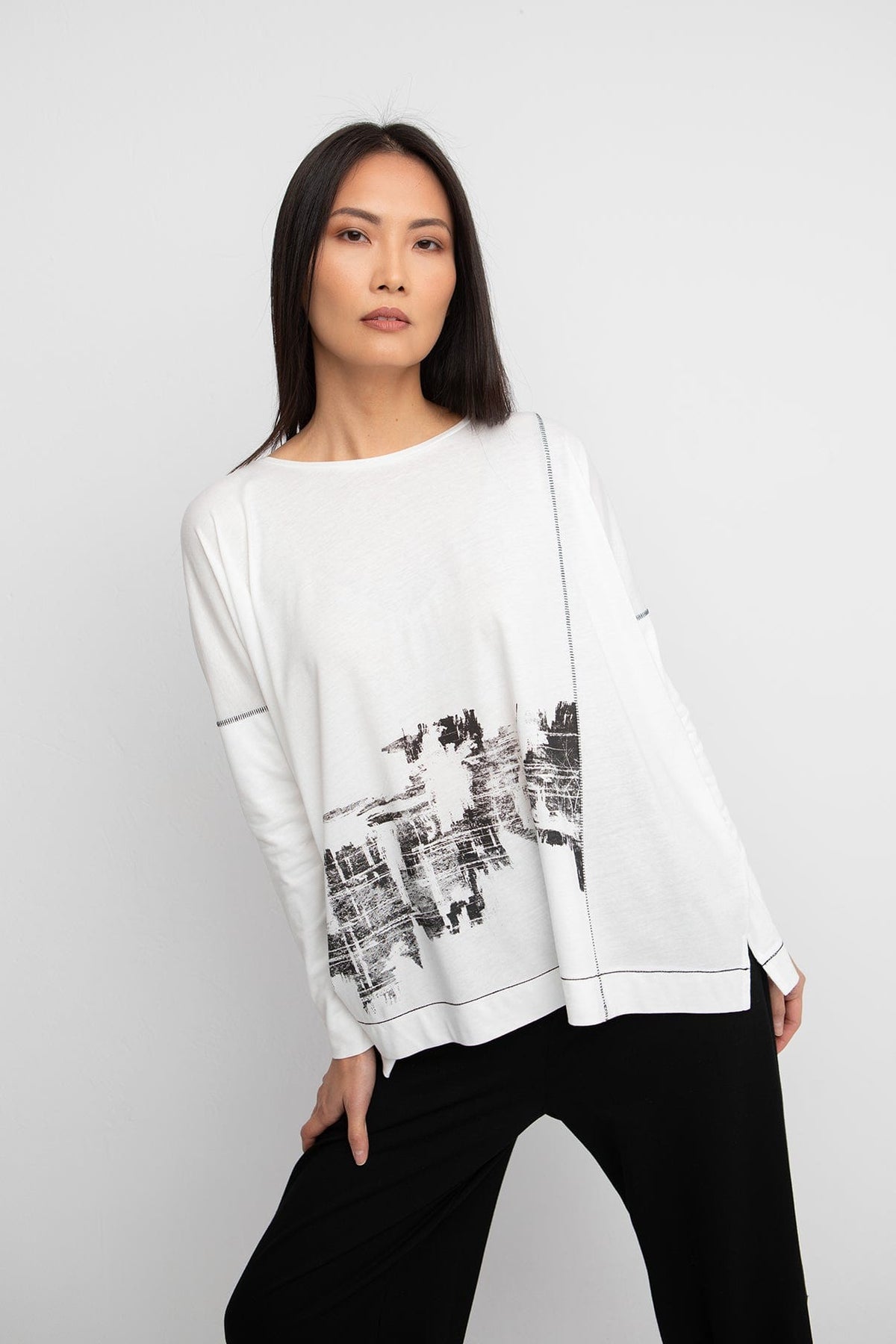 OZAI N KU Side Print Top