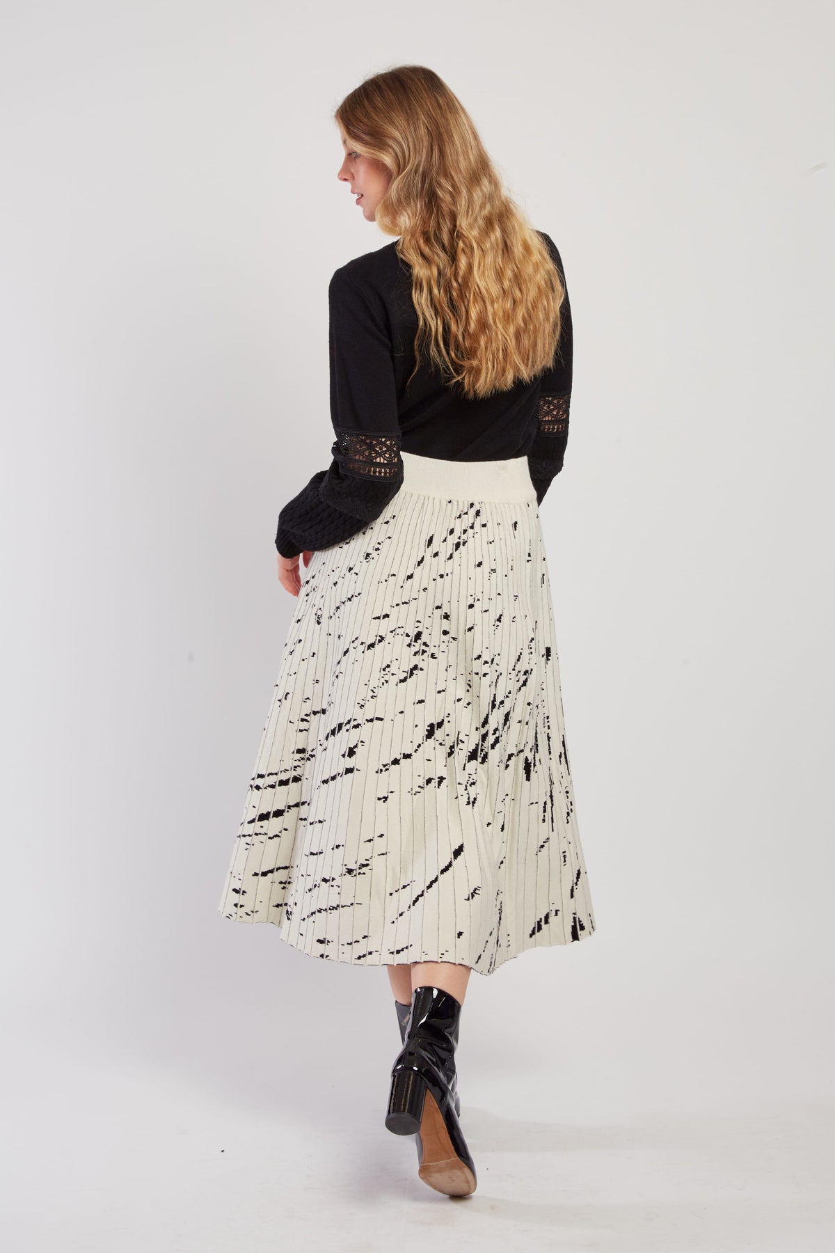 Derhy Splat Print Knit Skirt