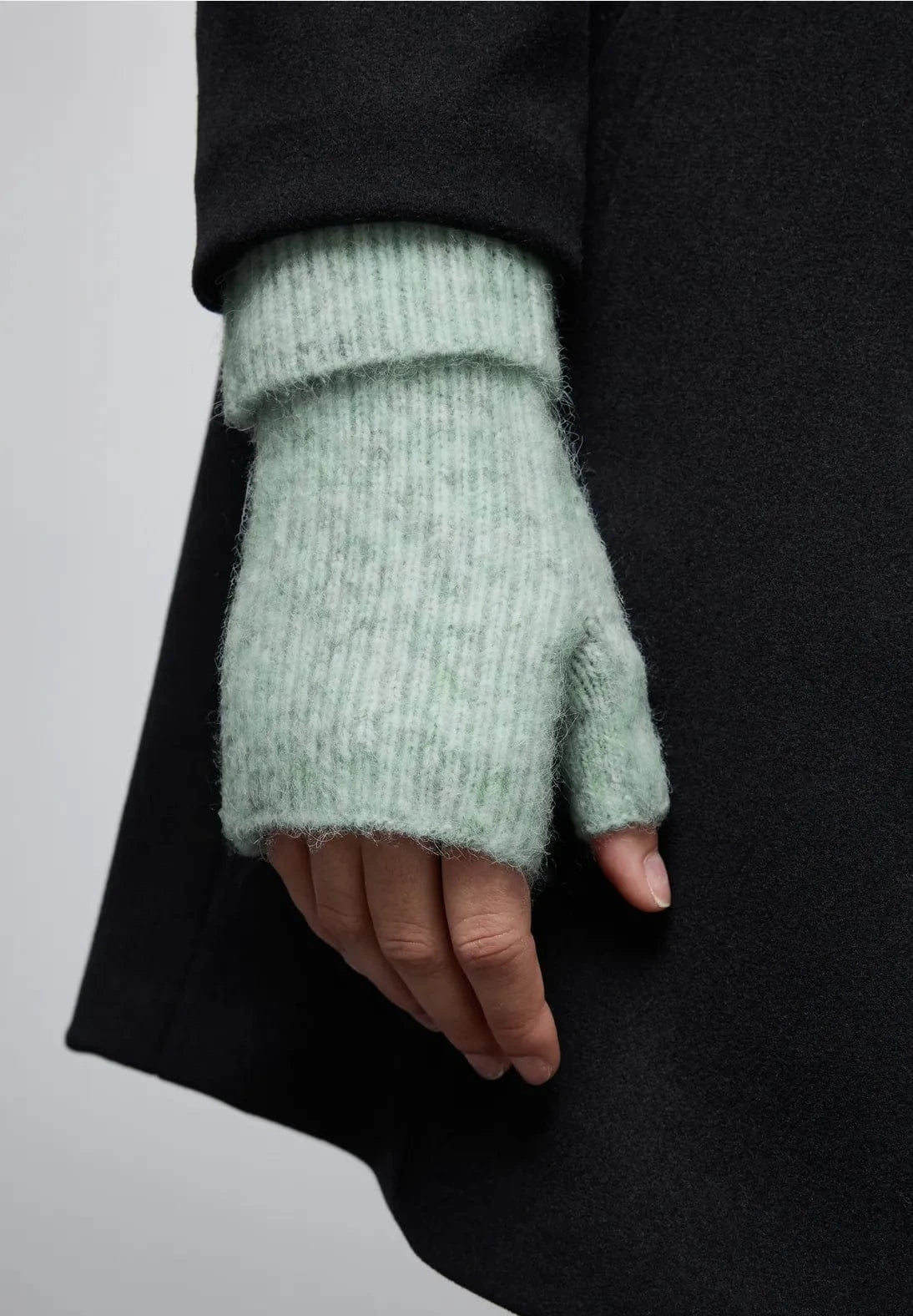 Street One Arm Warmers