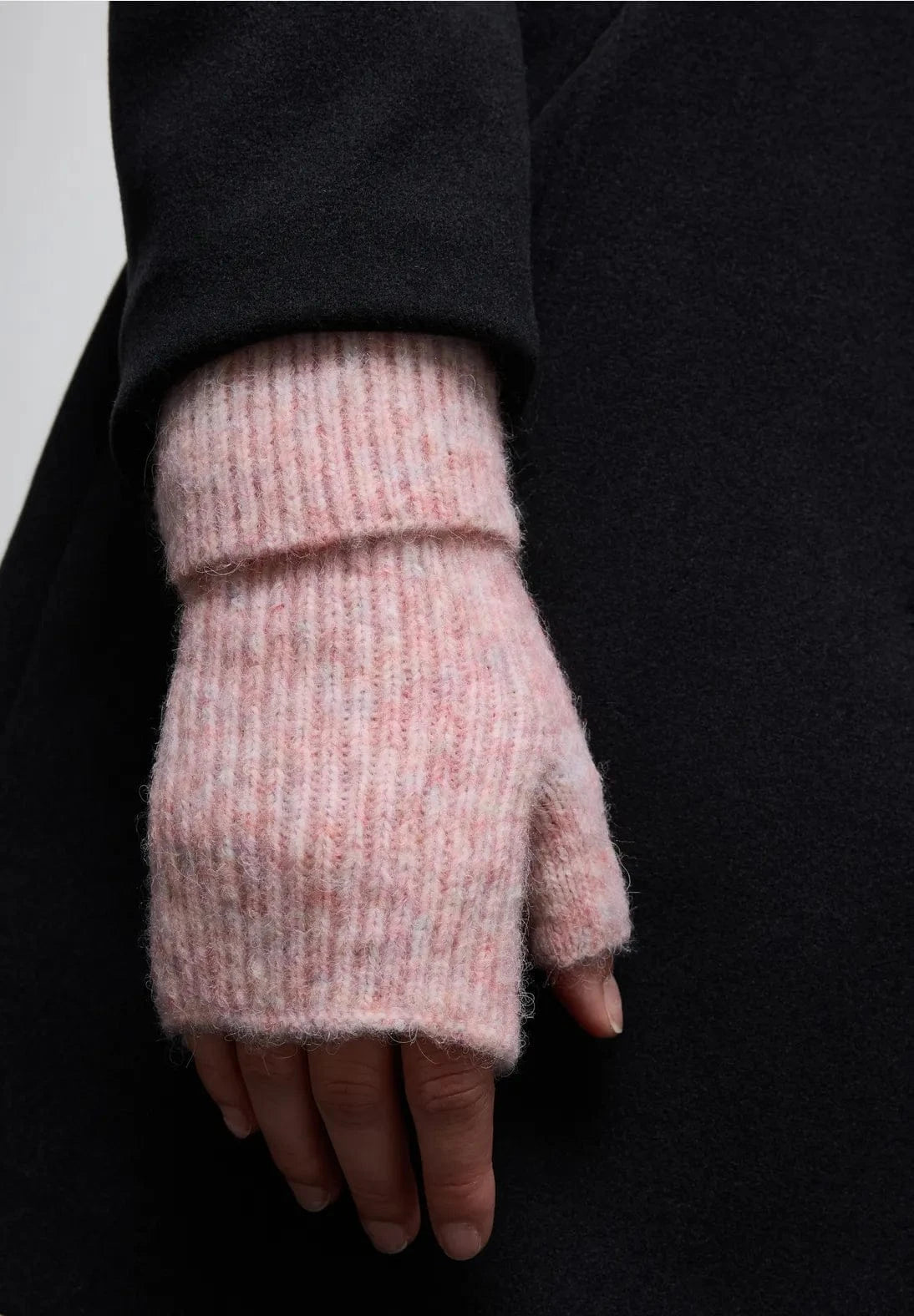 Street One Arm Warmers