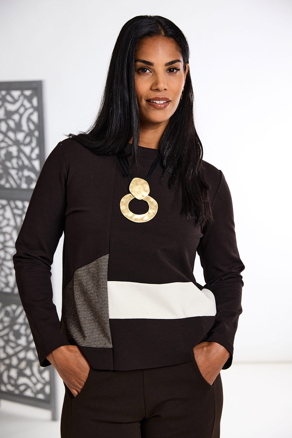 Peruzzi Applique Top