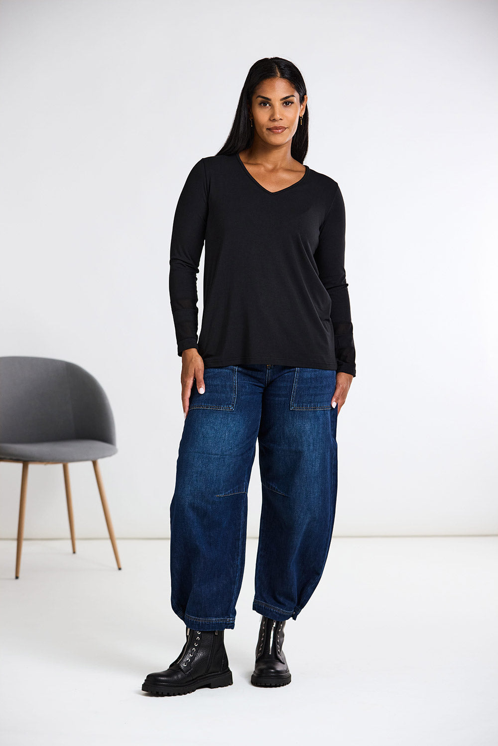 LE COMTE Barrel Leg Jean