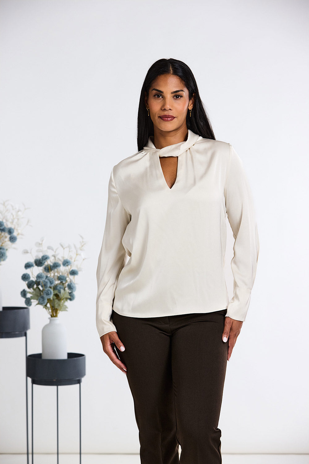 Peruzzi Long Sleeve Twist Top