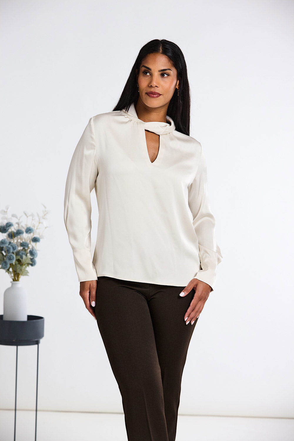 Peruzzi Long Sleeve Twist Top