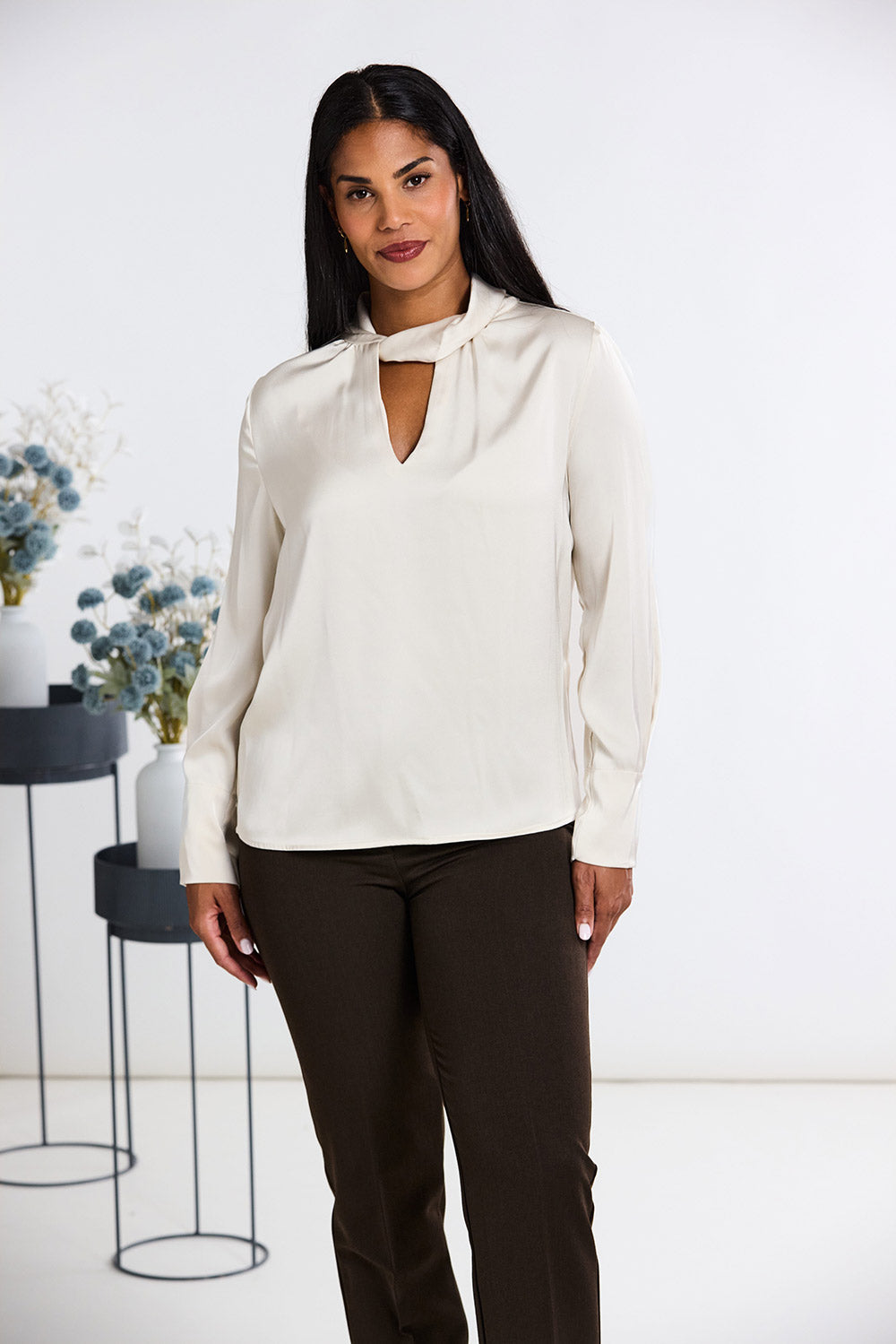 Peruzzi Long Sleeve Twist Top