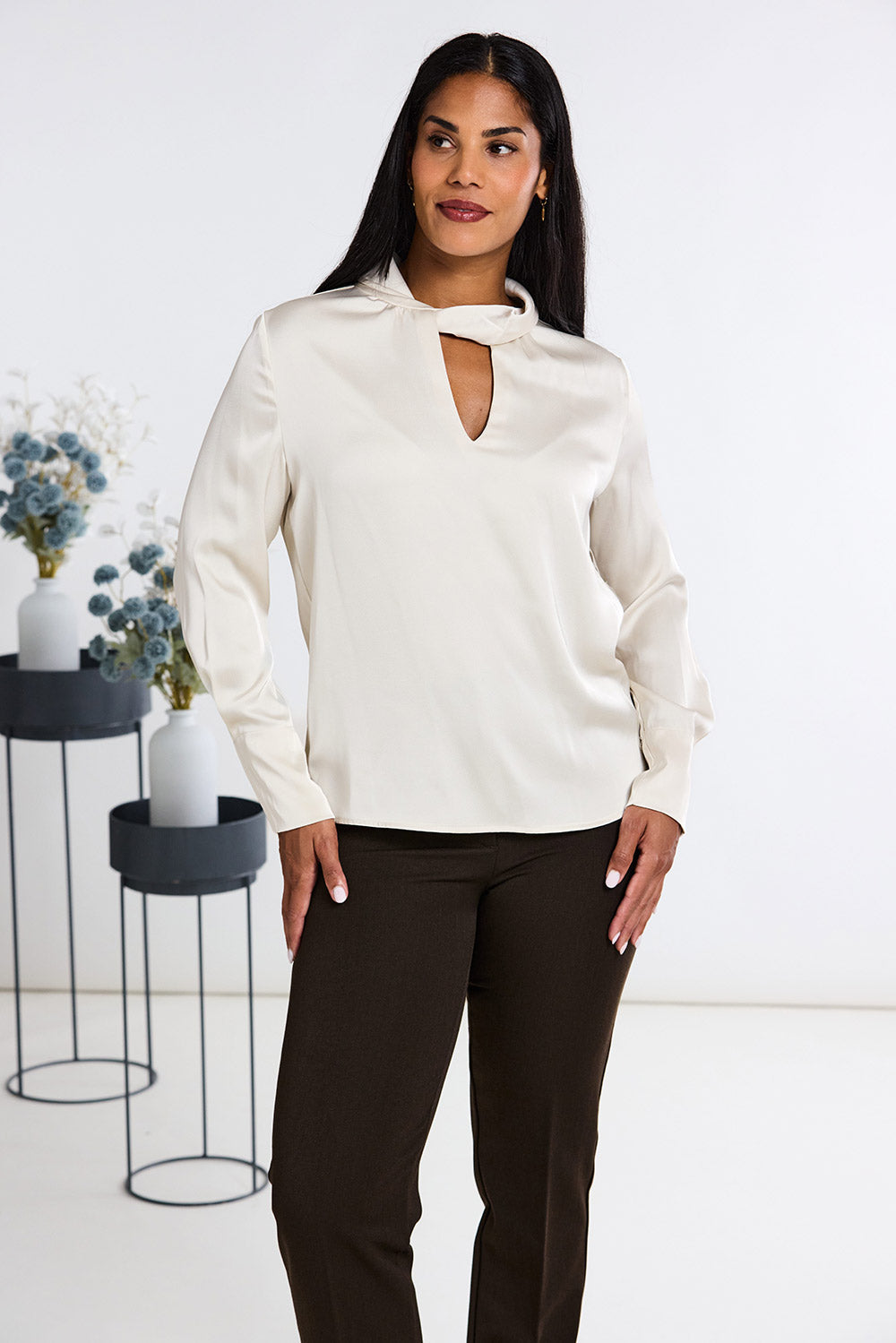 Peruzzi Long Sleeve Twist Top