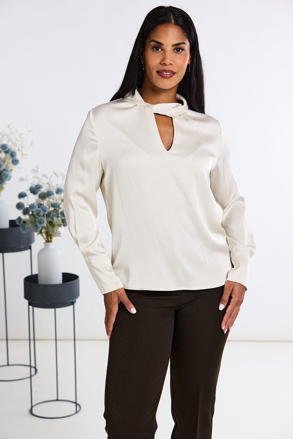 Peruzzi Long Sleeve Twist Top