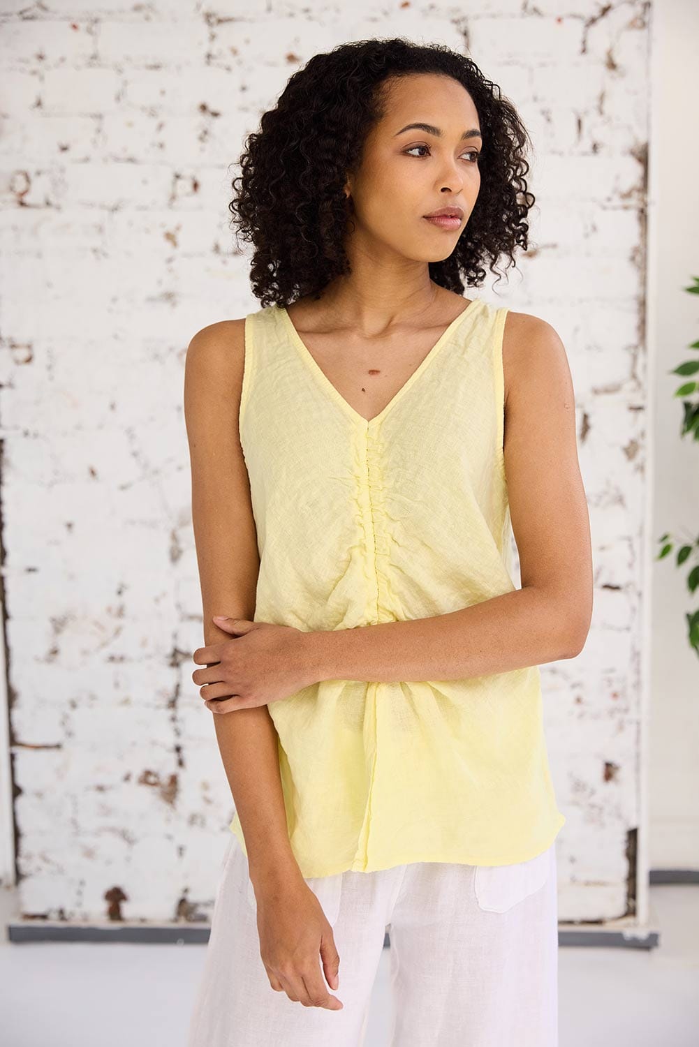 ART Mid-Ruche Vest