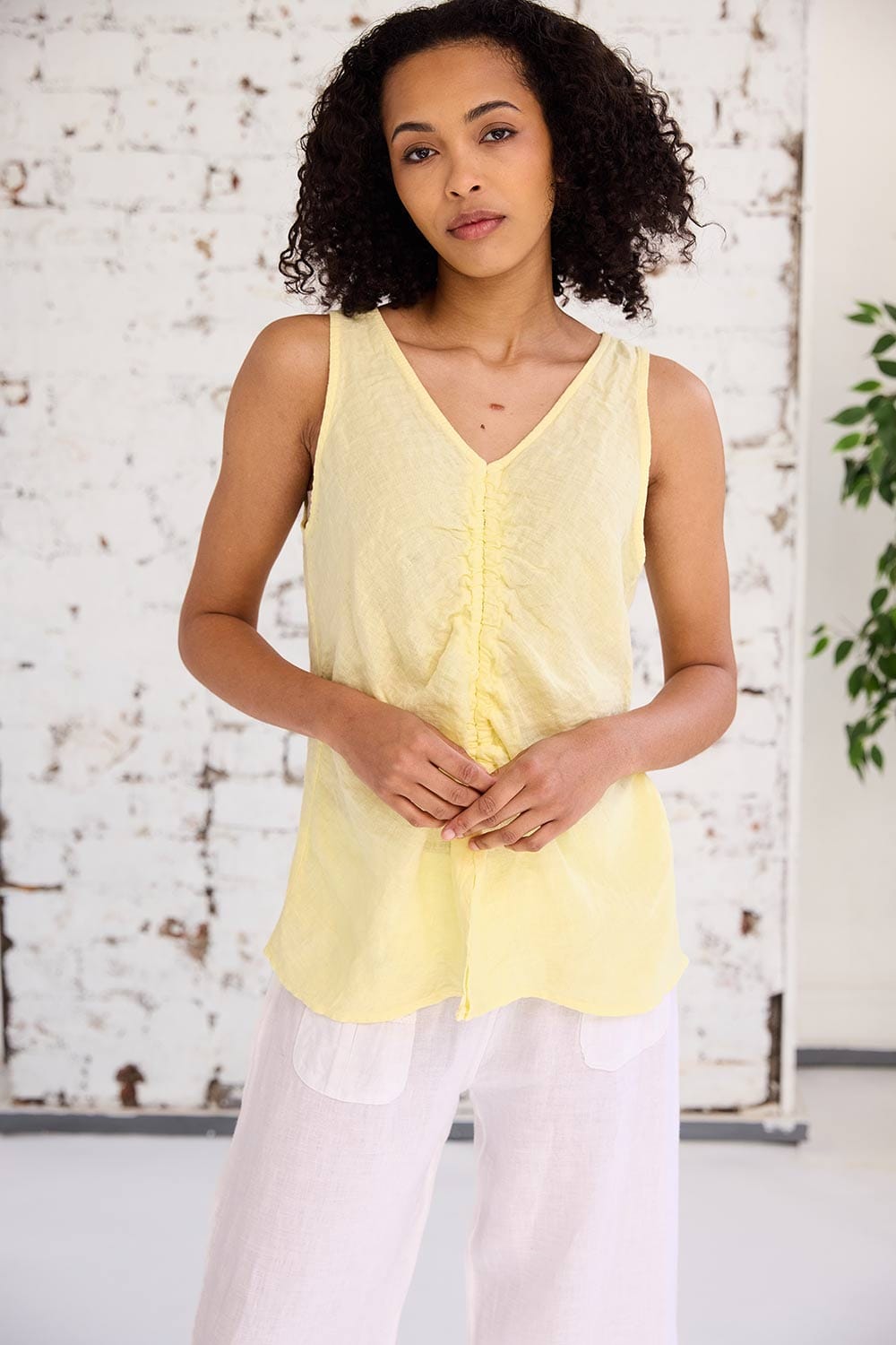 ART Mid-Ruche Vest