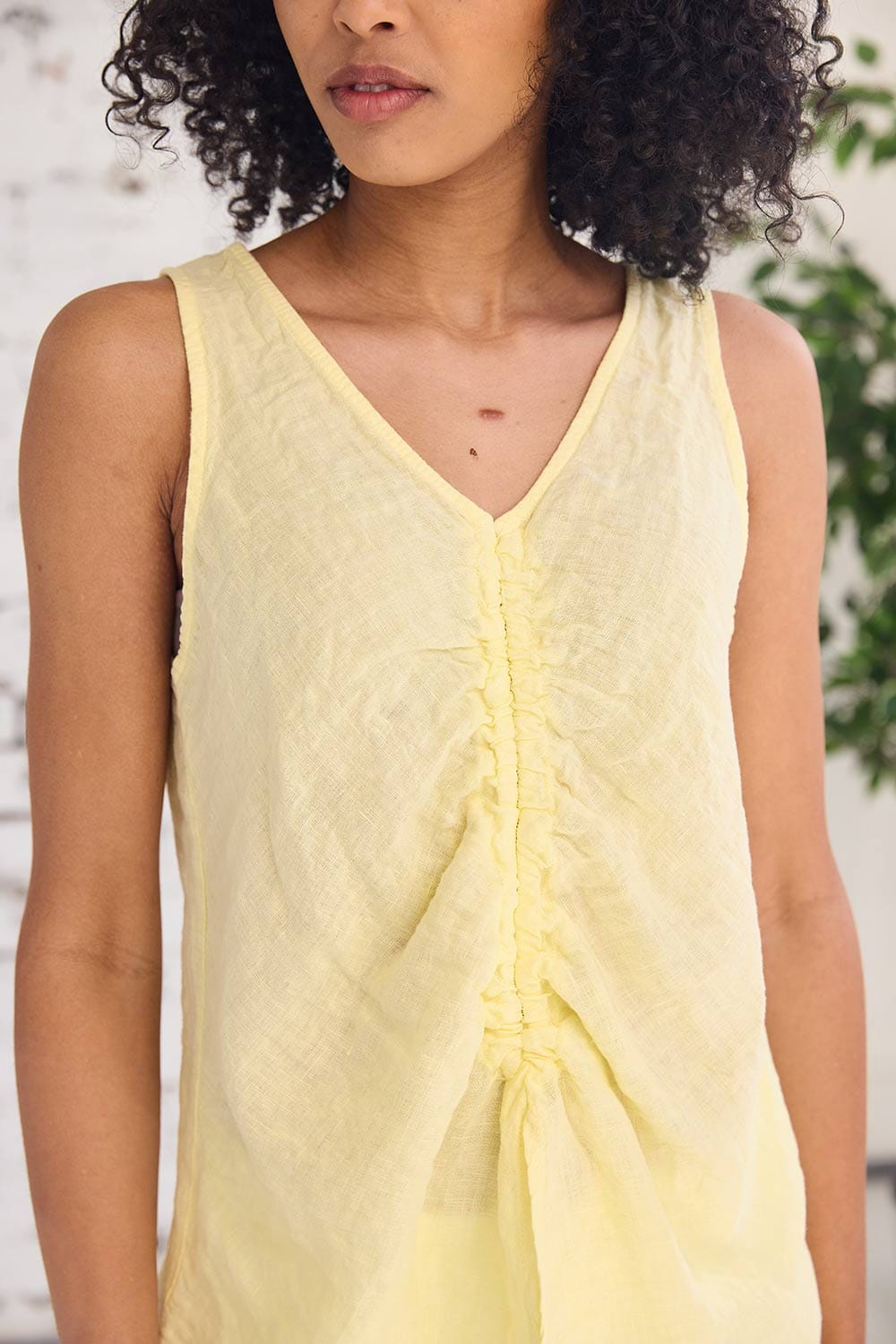 ART Mid-Ruche Vest