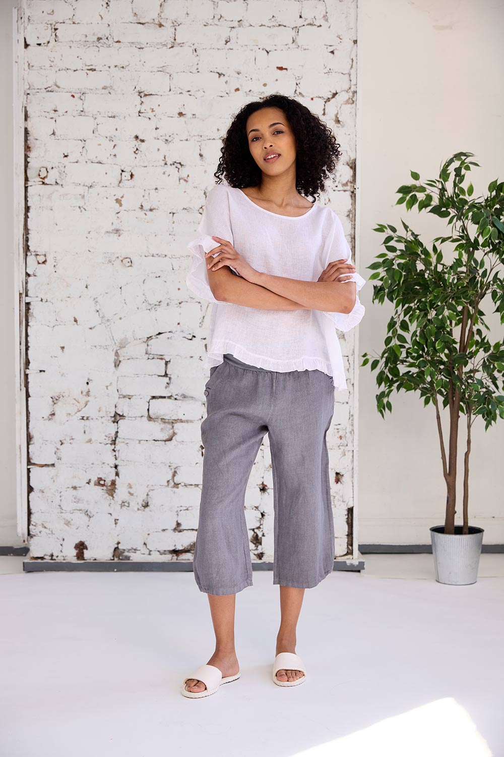 ART Ruched-End Crop Trouser