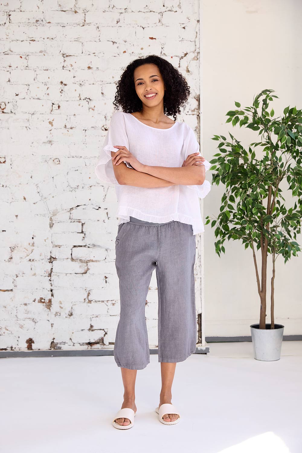 ART Ruched-End Crop Trouser