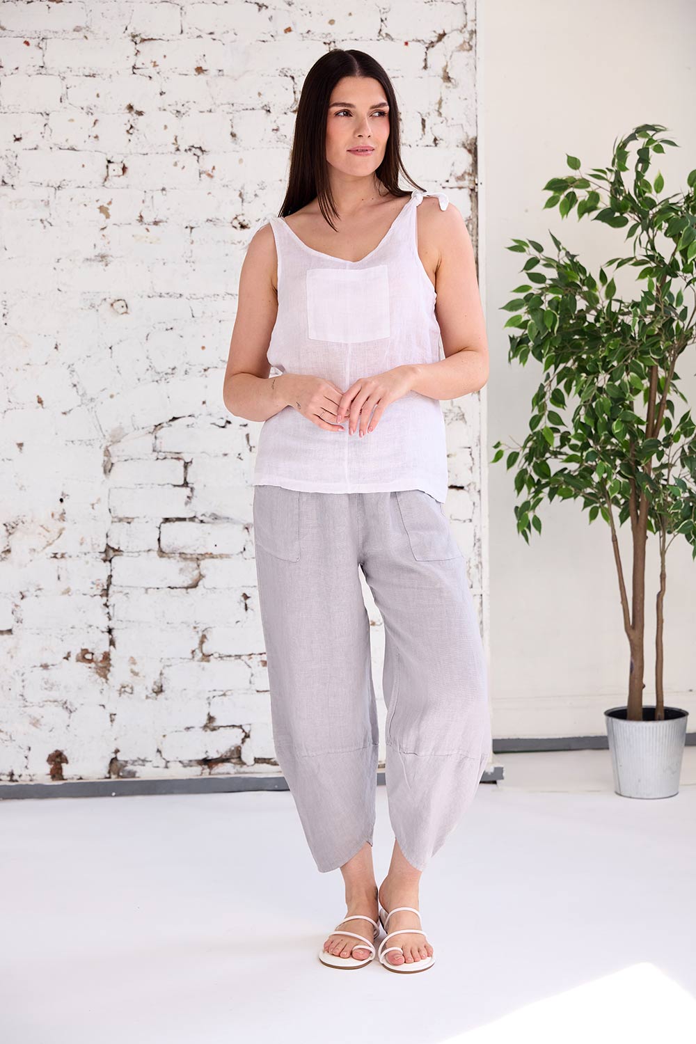 ART Tie Shoulder Pocket Top