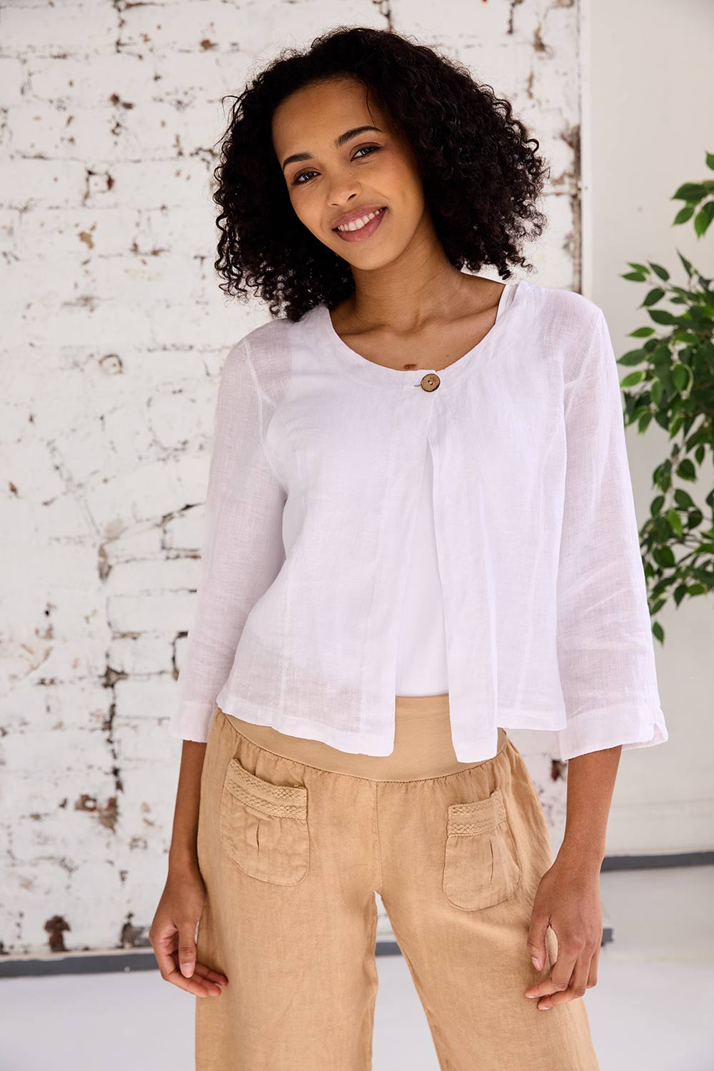 ART One-Button Crop Cardigan