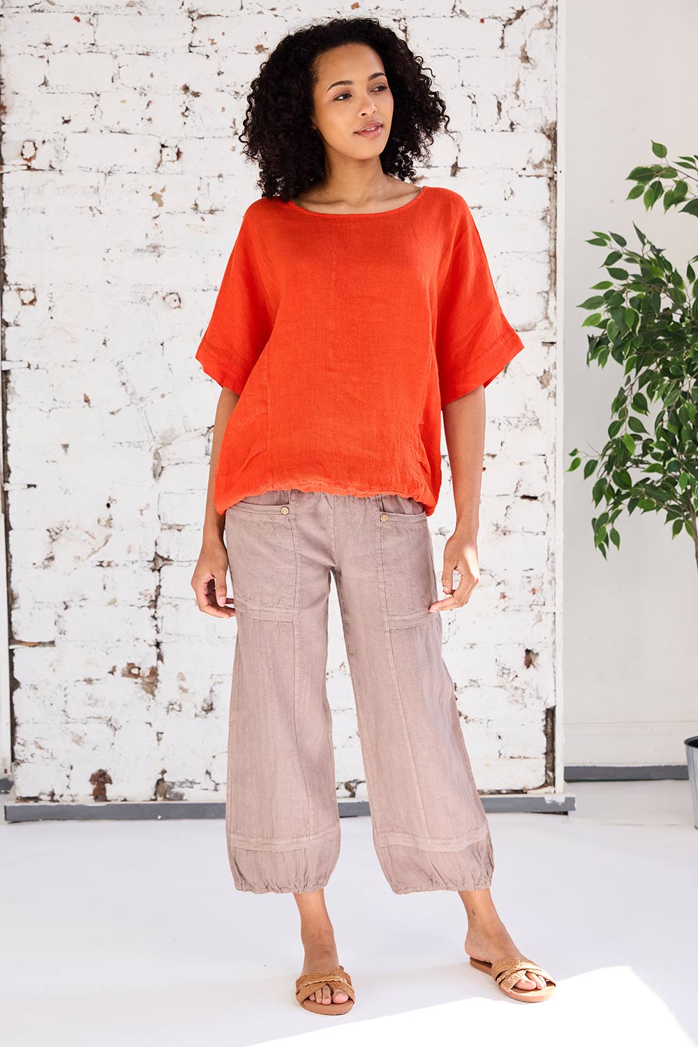 ART Seamed Ruched Hem Trousers