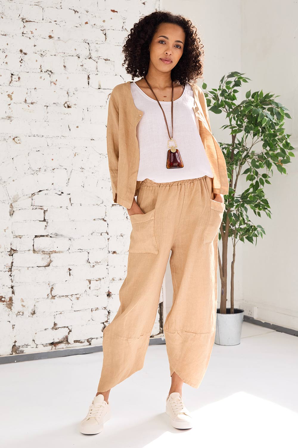 ART One-Button Crop Cardigan