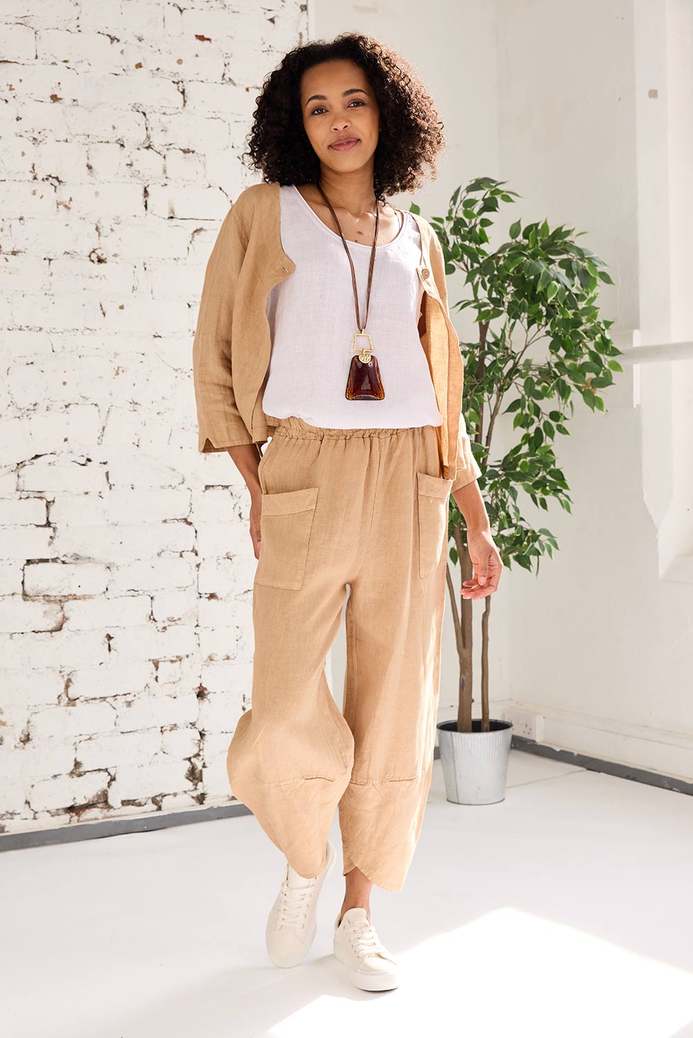 ART One-Button Crop Cardigan