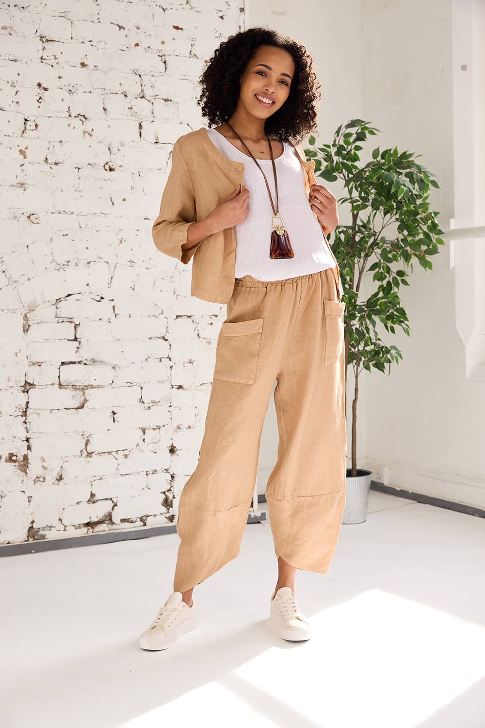 ART One-Button Crop Cardigan