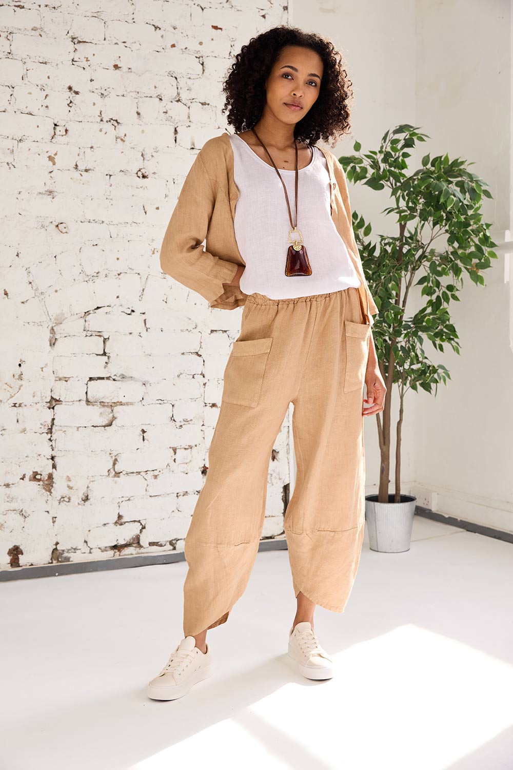 ART One-Button Crop Cardigan