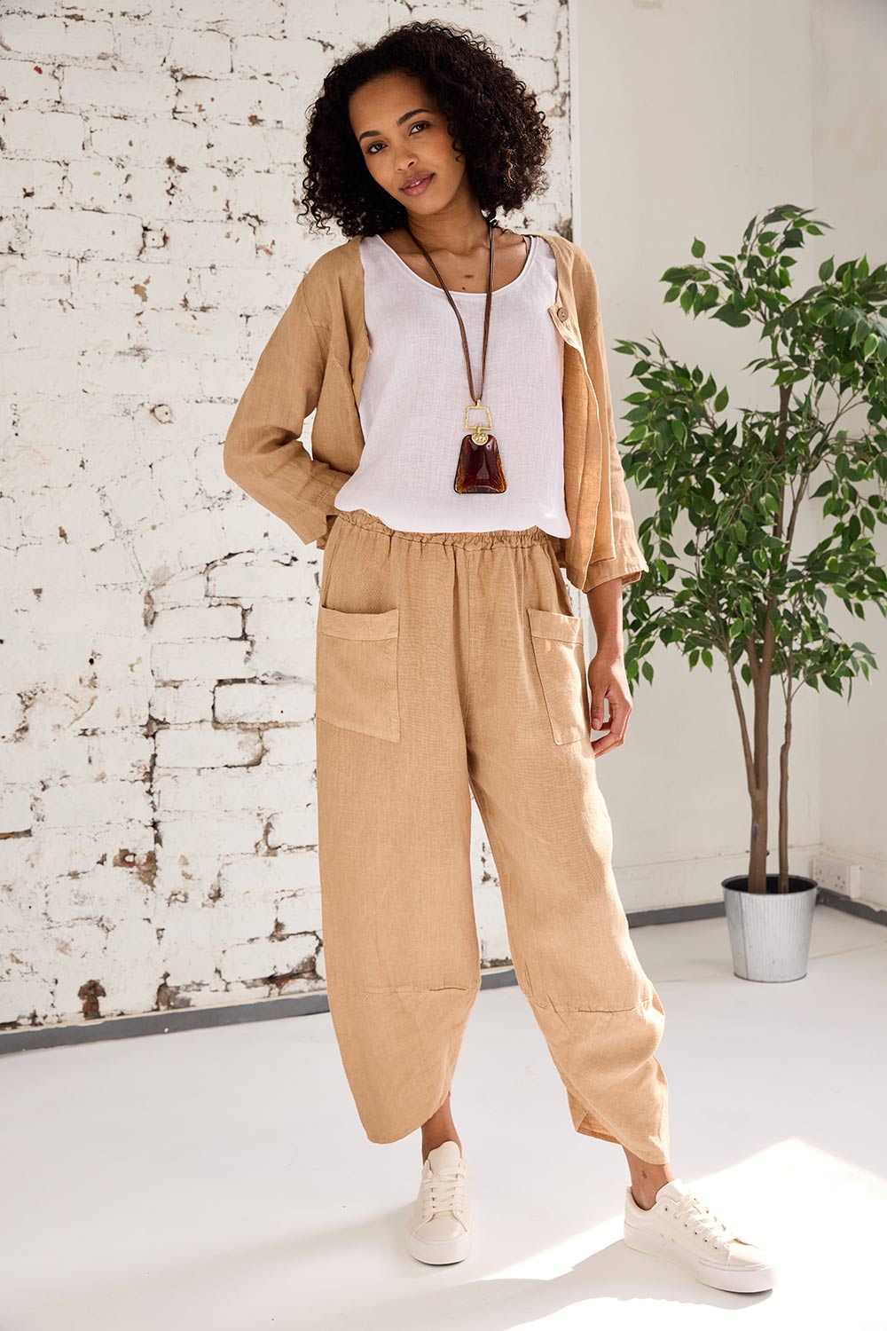 ART One-Button Crop Cardigan