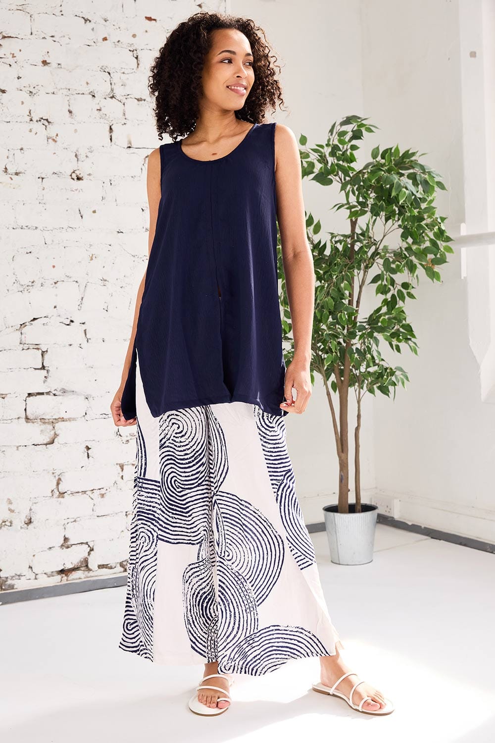 Tara Vao Circle Wide Trouser