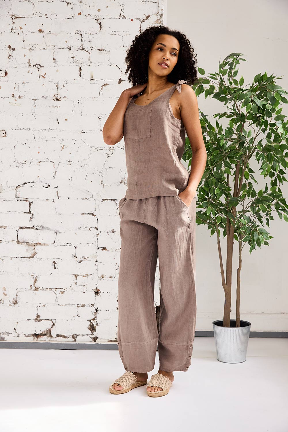 ART Side Button Barrel Trouser