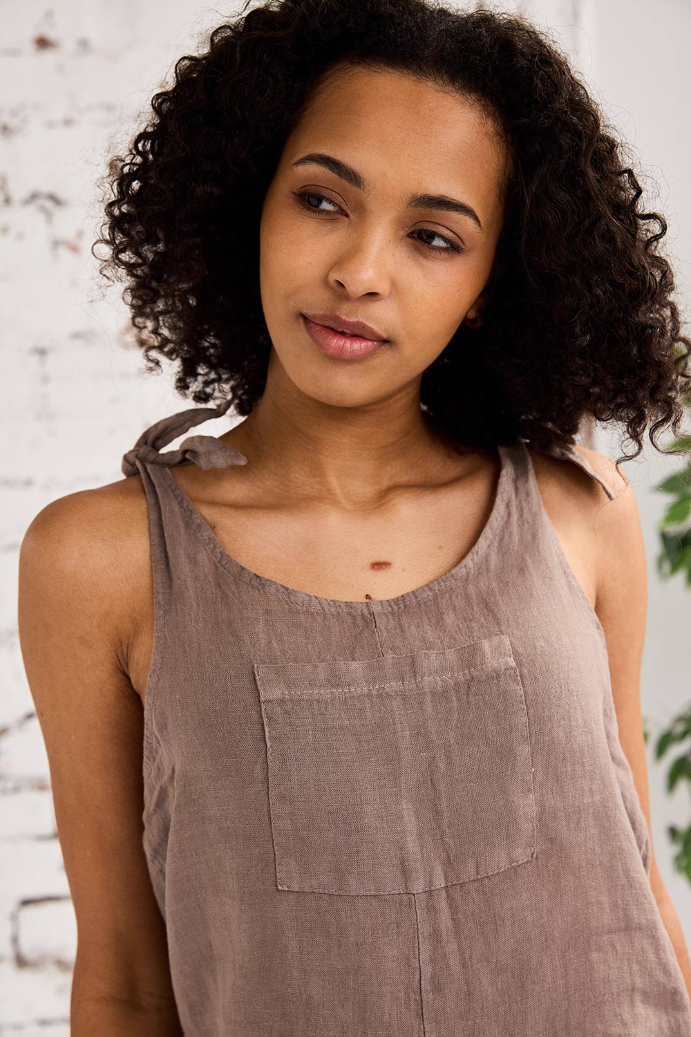 ART Tie Shoulder Pocket Top