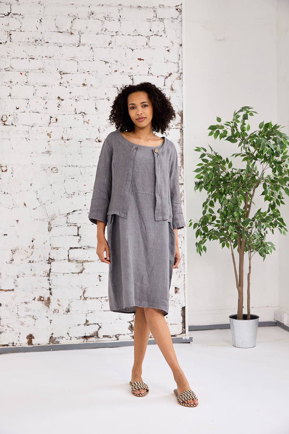 ART One-Button Crop Cardigan