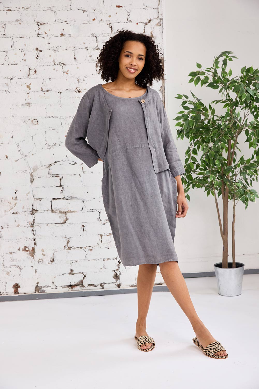 ART One-Button Crop Cardigan