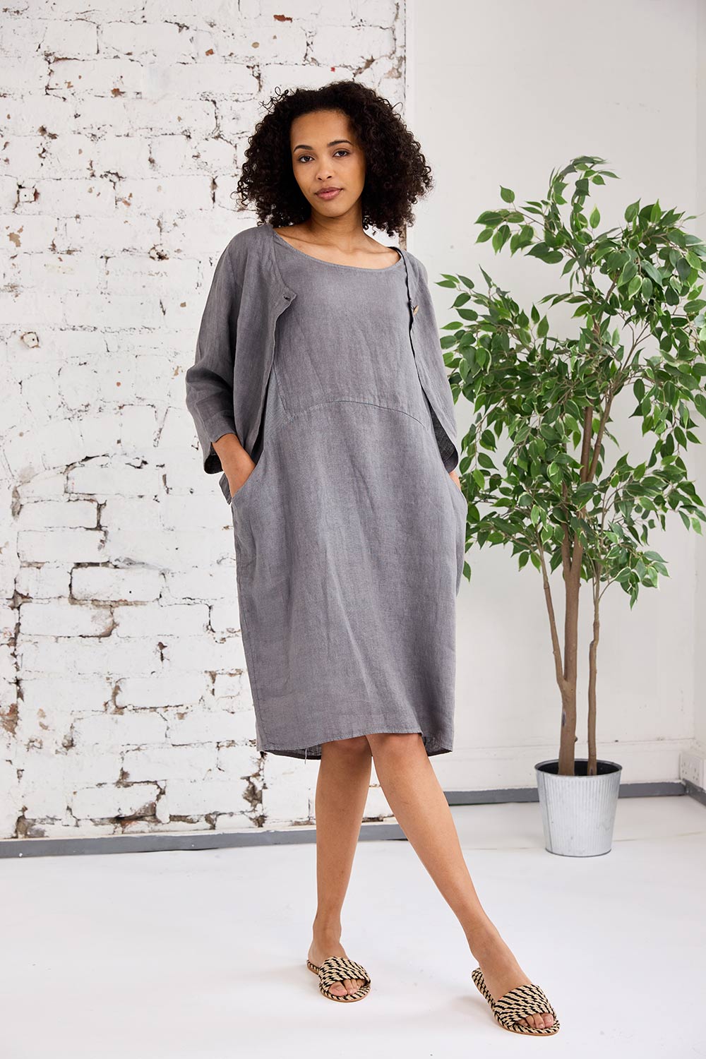 ART One-Button Crop Cardigan